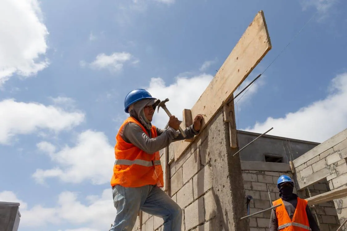 Mano de obra construcción Madrid: sin albañiles no hay VPO