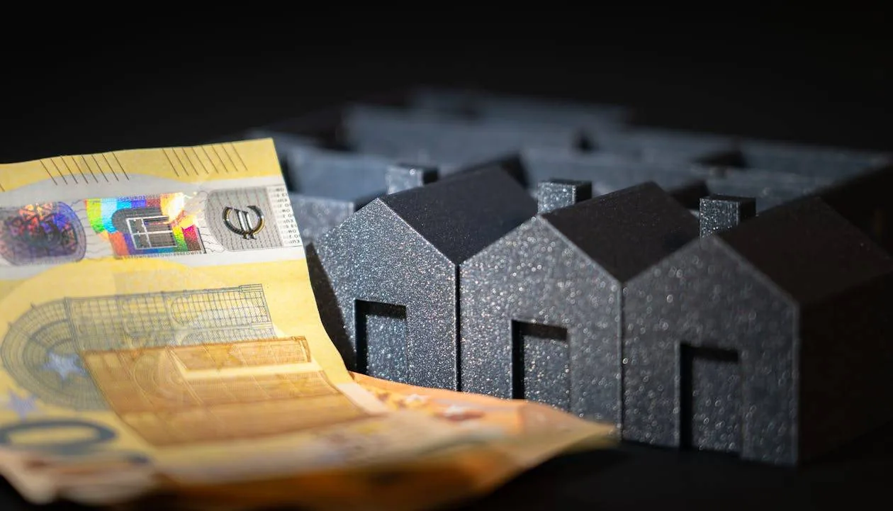 Fondos de inversión en la vivienda de Madrid: quiénes son, cuánto capital mueven y qué significa para el funcionario que busca piso