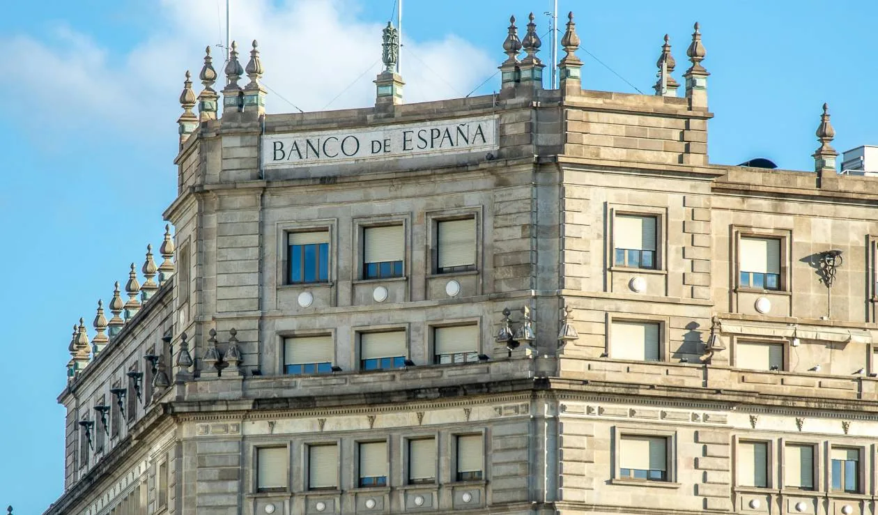 El informe Banco de España sobre vivienda 2025 en clave funcionario: 7,8 años de sueldo, 450.000 pisos de déficit y un mercado que escala sin freno