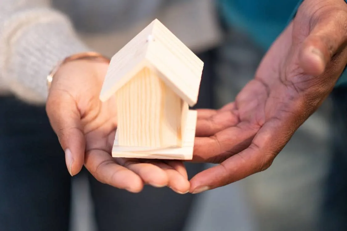 Requisitos para acceder a vivienda protegida siendo funcionario en 2026: la guía que nadie te da completa