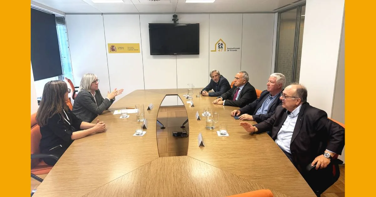 PSF y CASA47 se reúnen para explorar fórmulas de acceso a vivienda asequible para funcionarios