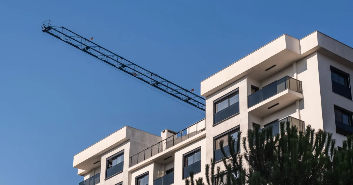 Ley LIDER Madrid: la Asamblea recibe la ley que promete recortar de 12 a 4 años el tiempo para construir vivienda